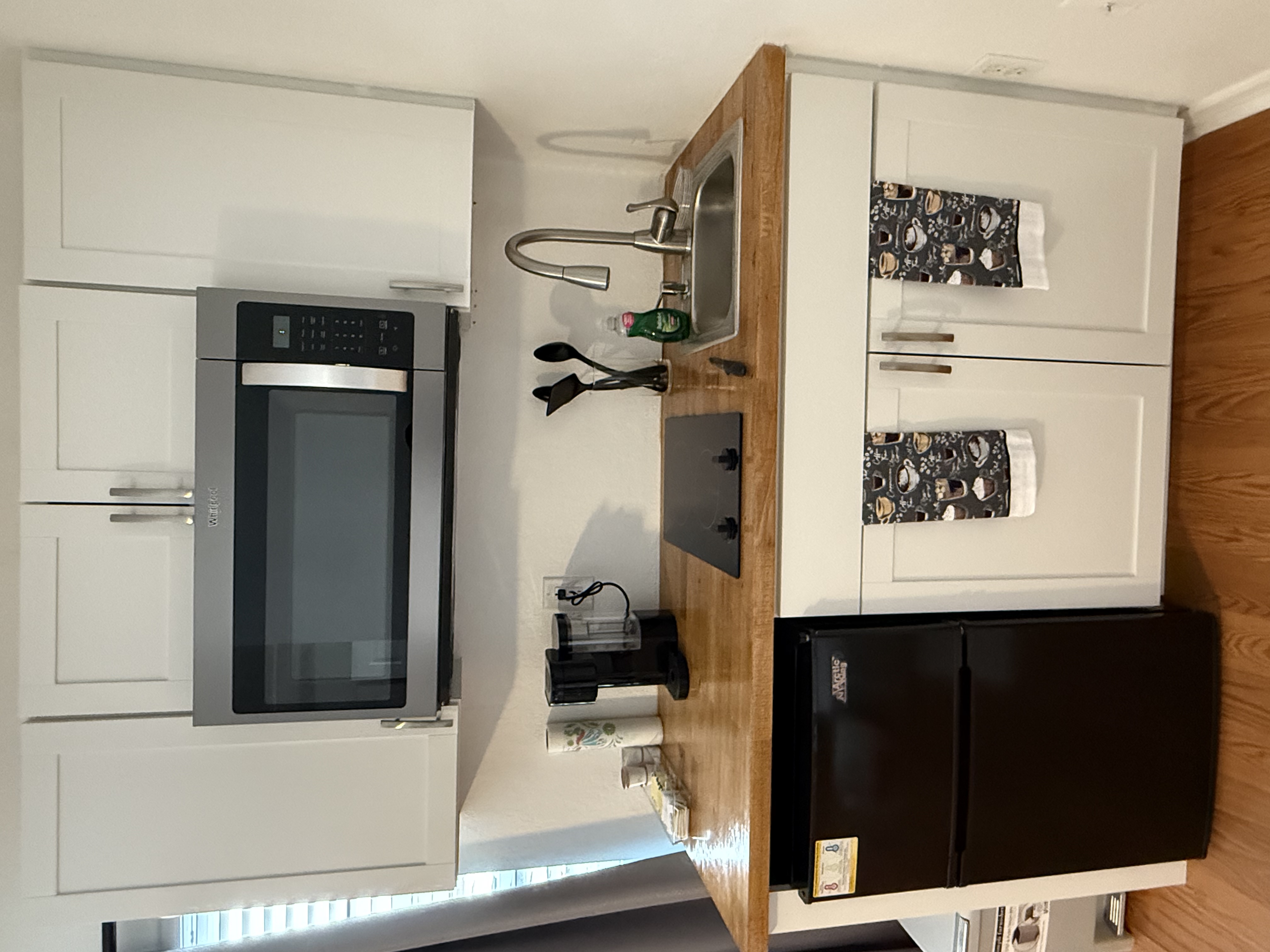 BELLA VIDA I · Kitchenette area · 2 / 21